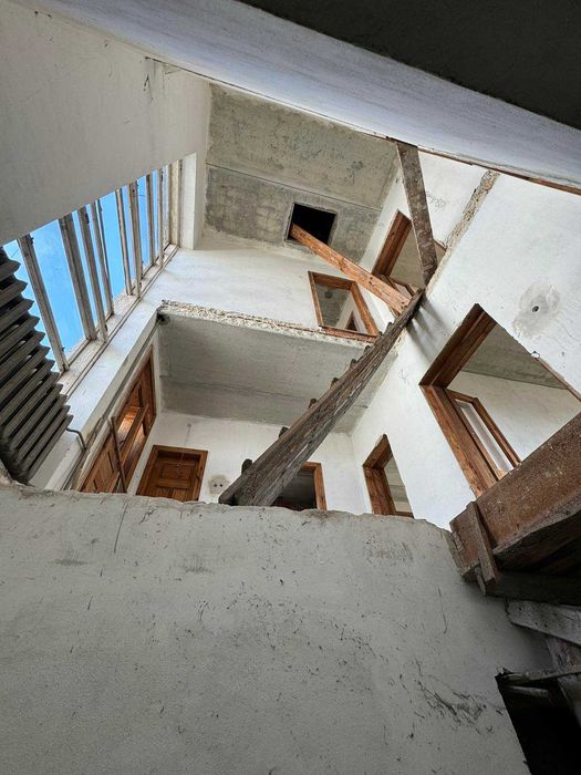 Будинок та земельна ділянка 7,8 сот., м. Жовква