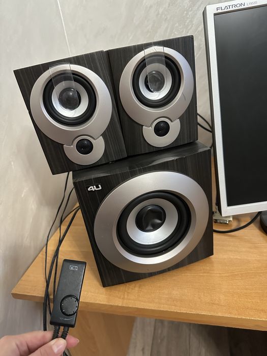 Колонки акустична система