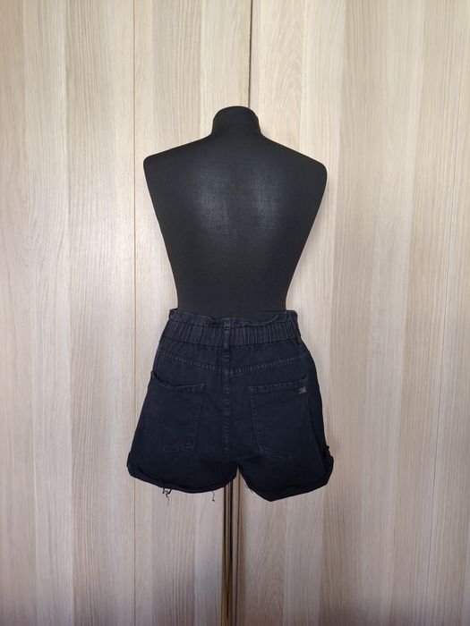 Zara czarne szorty jeansowe wysoki stan 36