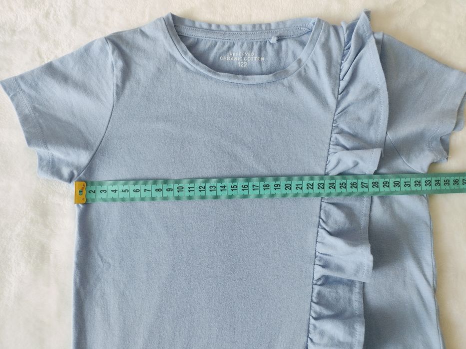 T-shirt z falbanką rozmiar 122 Reserved