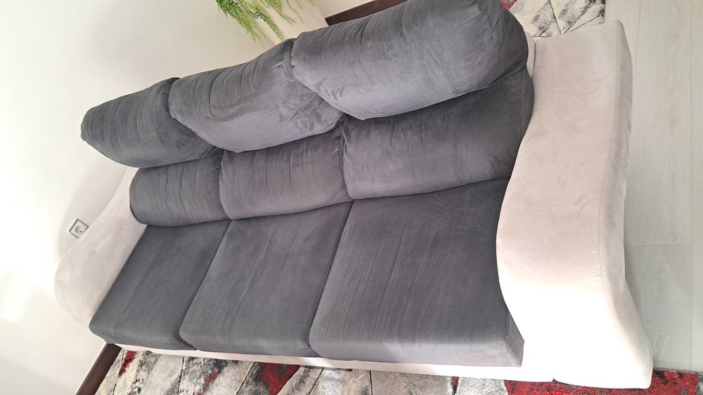 Sofá de3 lugares preto e cinzento