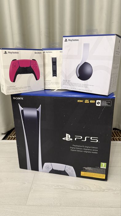 Консоль Sony PlayStation 5 White Digital Edition