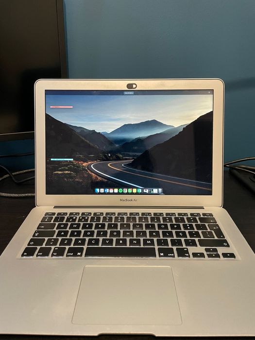 MacBook Air APPLE Cinzento