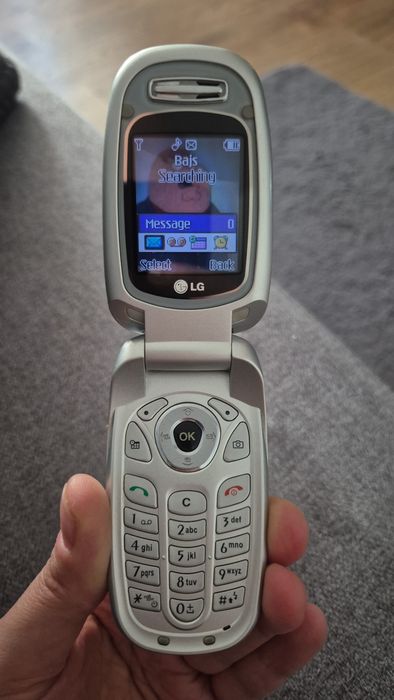 Telefon LG C3320