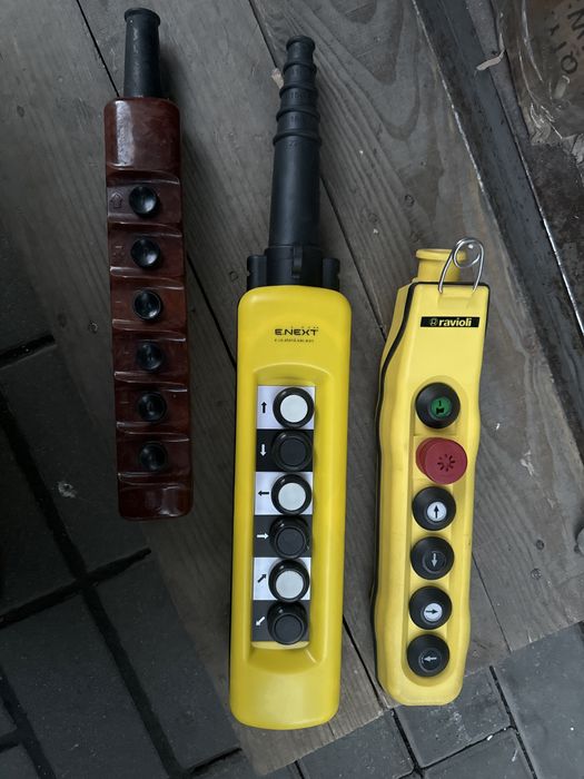 Пульт для кран балки тельфера  разьем кабельный