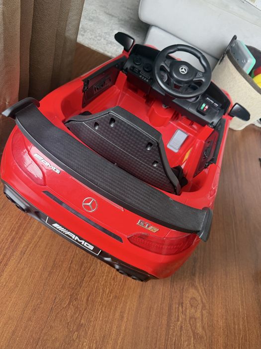 Carro eletrico Mercedes criança