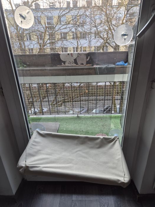 Leżanka wisząca dla kota