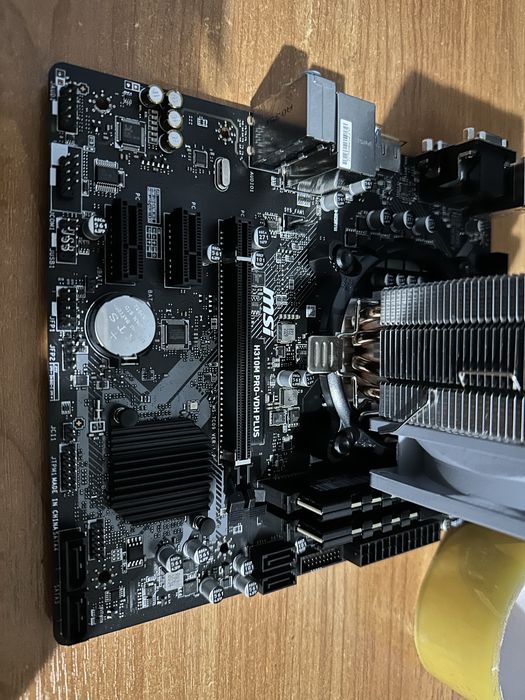 Продам Комплект I5 9600KF/MSI h310m pro-vdh plus/16GB DDR4/Кулер Aigo