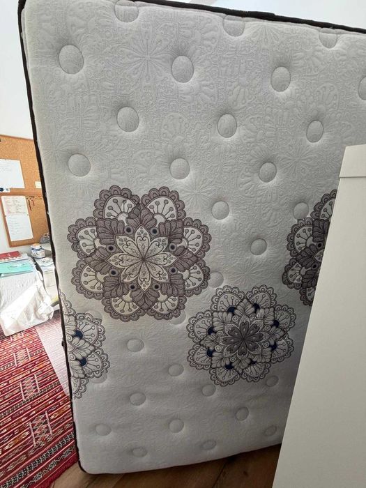 Colchão híbrido 160x200 cm – Como Novo – Ainda com Garantia