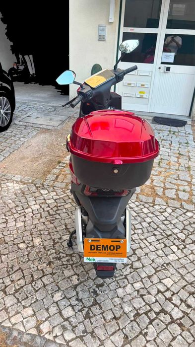 Scooter Elétrica Nova