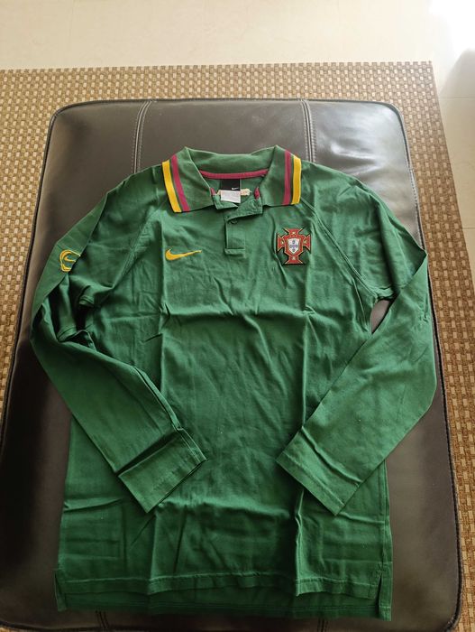 Camisolas e polos de varios clubes