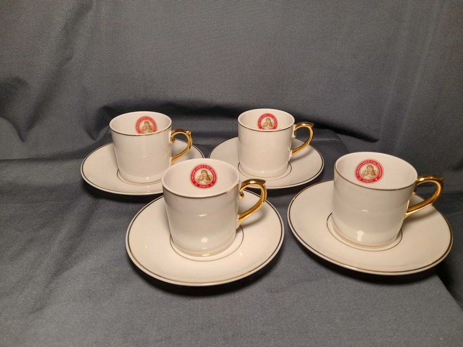 Chavenas café Vista Alegre antigas -- Chavenas café Brasileira