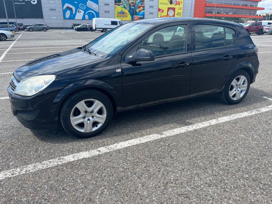 Авто Opel Astra H