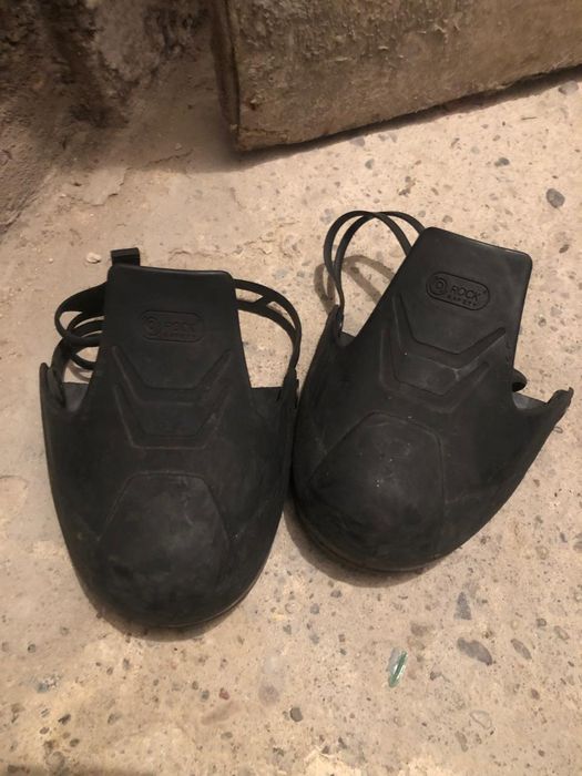 Ochraniacze na buty z noskiem ochronnym