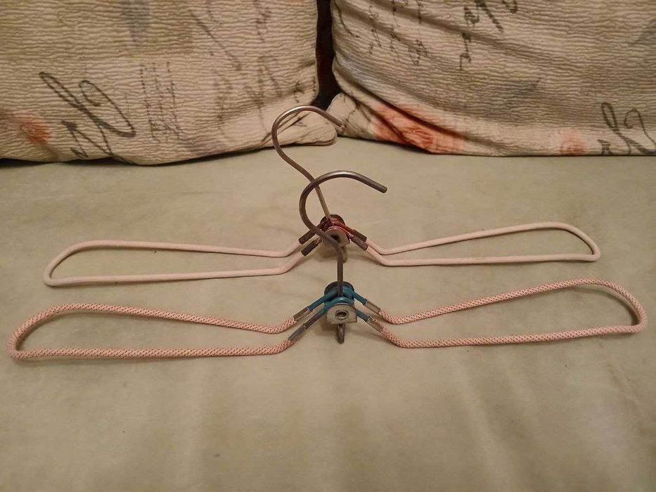 Вешалки/плечики раскладные советские СССР, цена за два