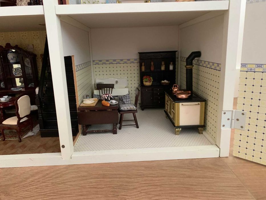 Casa de bonecas vitoriana - coleção correio da manhã