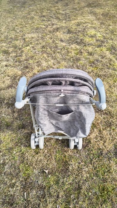 Wózek spacerowy Lionelo Irma Grey/Dark Grey