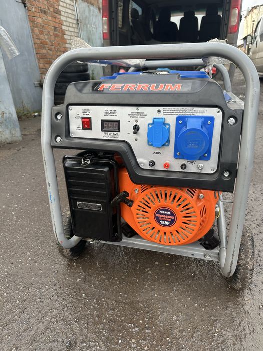 Бензиновый генератор FERRUM FRGG5560 5.5кВт-6.0кВт