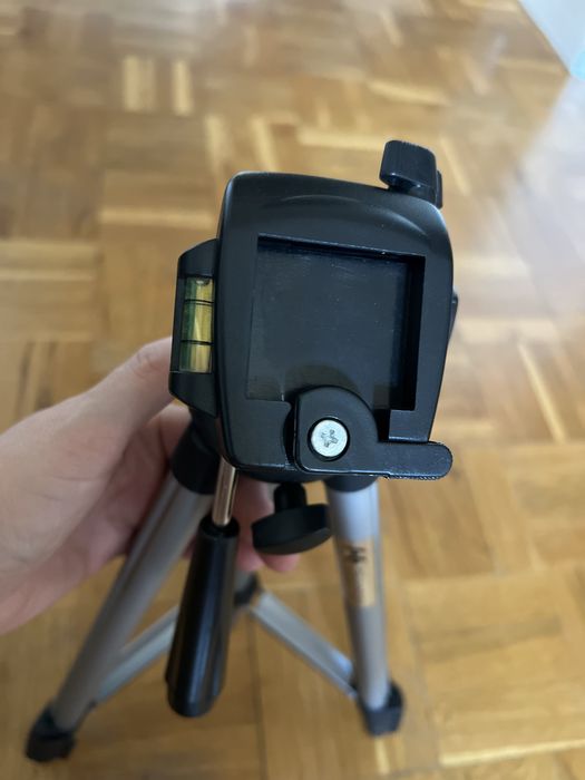 Продам штатив Falconeyes. 1330