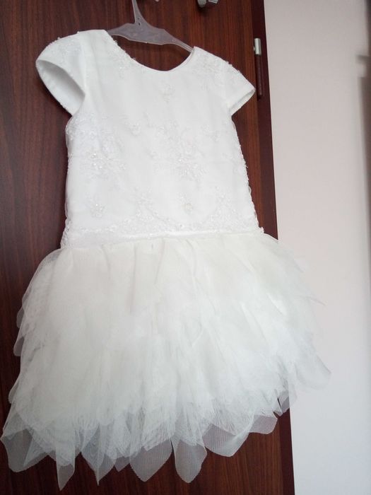 Śliczna sukienka na chrzest 74 cm Christopher