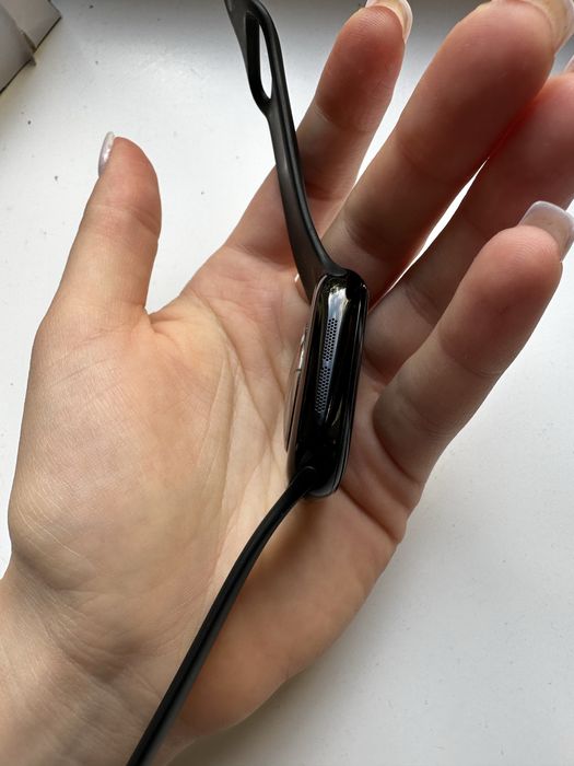 Продам Apple watch 10