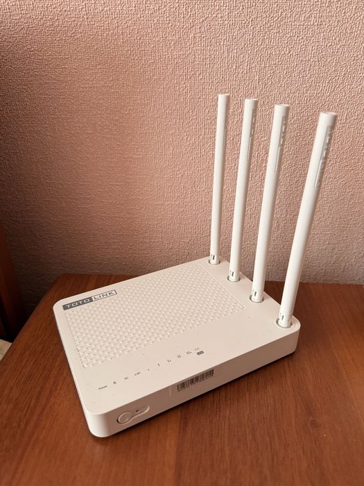 Роутер Totolink A702R