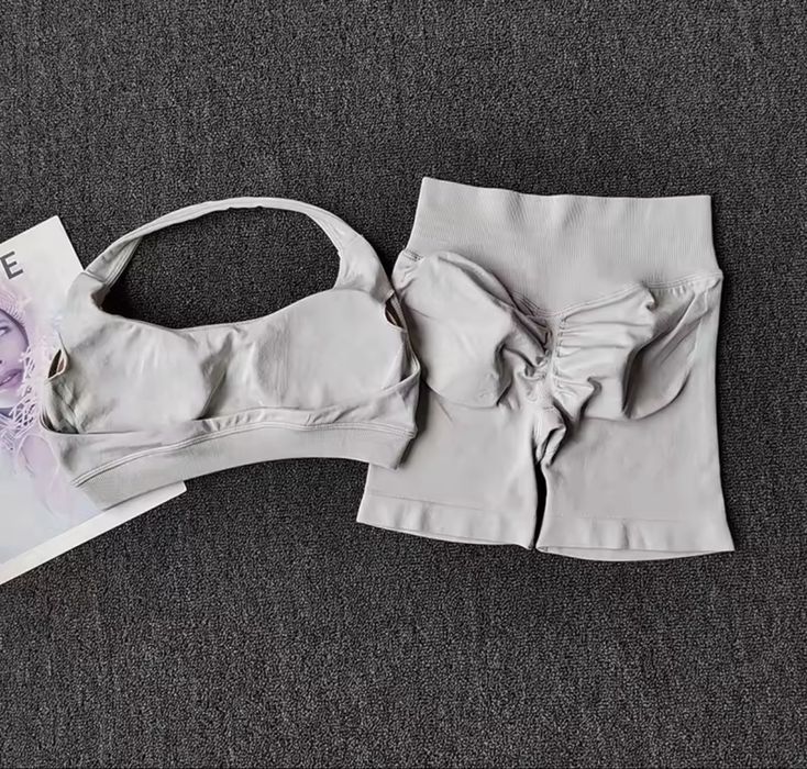 Костюм сірий XS-M