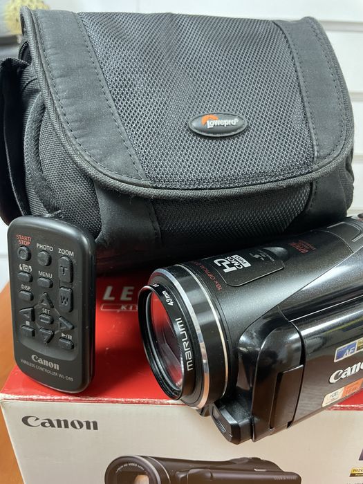 Відеокамера Canon Legria HF M46 з пультом ДУ и встроеной памятью