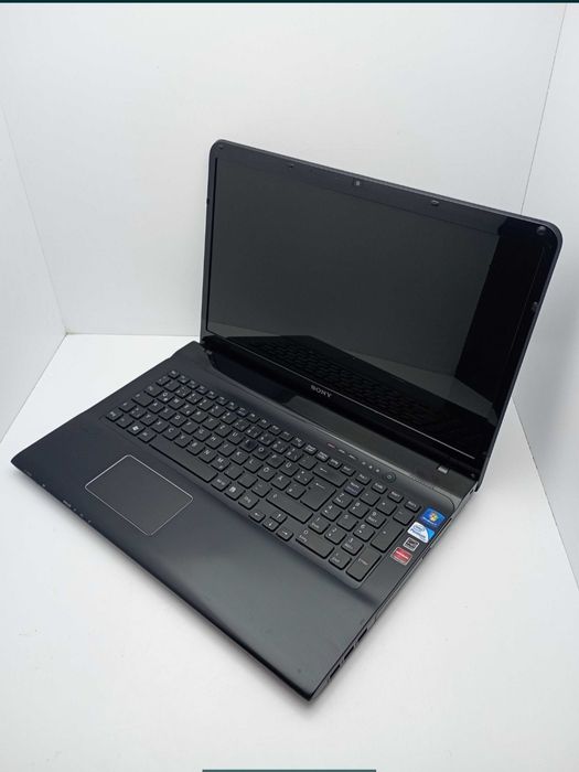 Ноутбук Sony VAIO,17