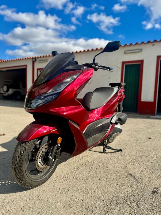Honda PCX 125 como nova