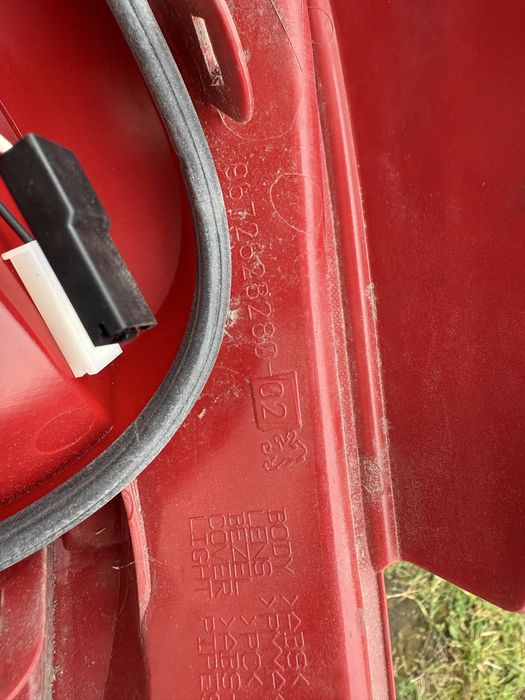 Lampa tylna lewa Peugeot 208