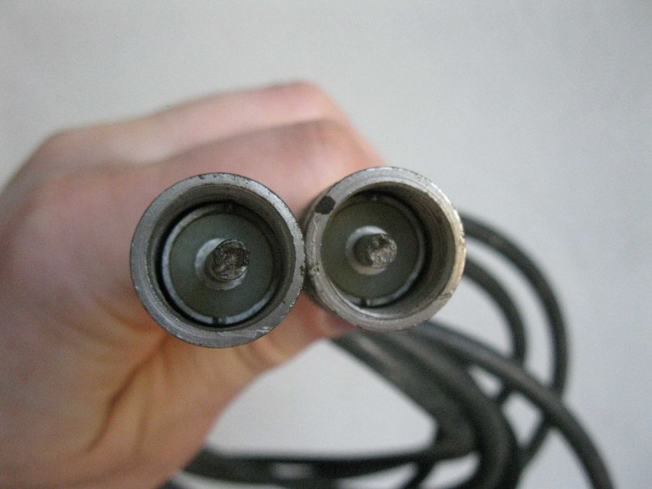 Кабель антенный для раций с разъёмами есть 2 отрезка оба по 4.82 метра