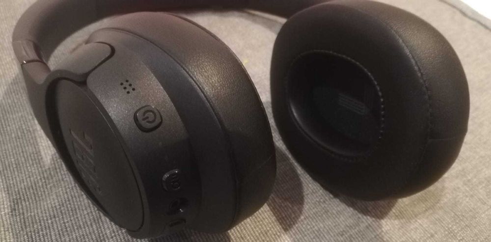 Auscultadores wireless noise canceling JBL TUNE 779