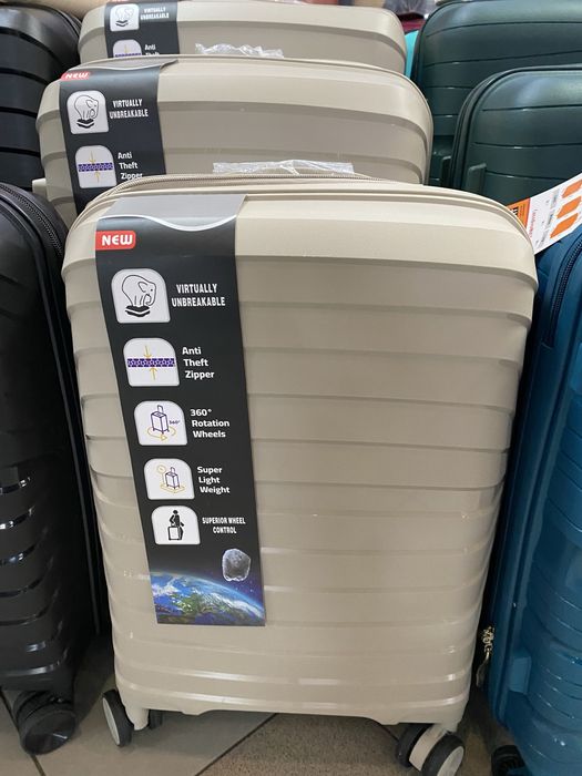 Malas de Viagem Fibra/Plastico