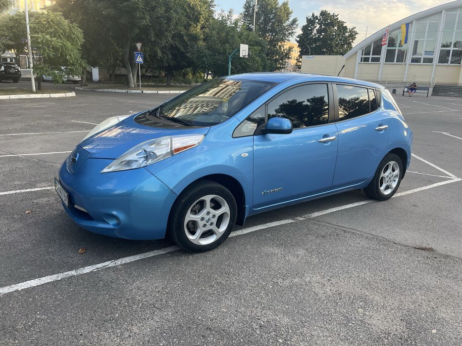 Nissan leaf, електро