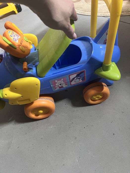 Толокар машина-літак