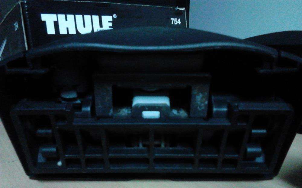 Thule 754 + barras tejadilho + Kit 1184