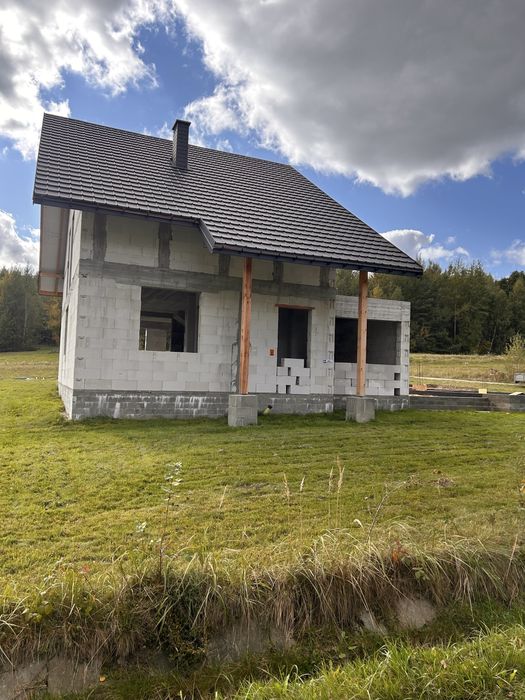 Dom w zabudowie bliźniaczej masłów 1