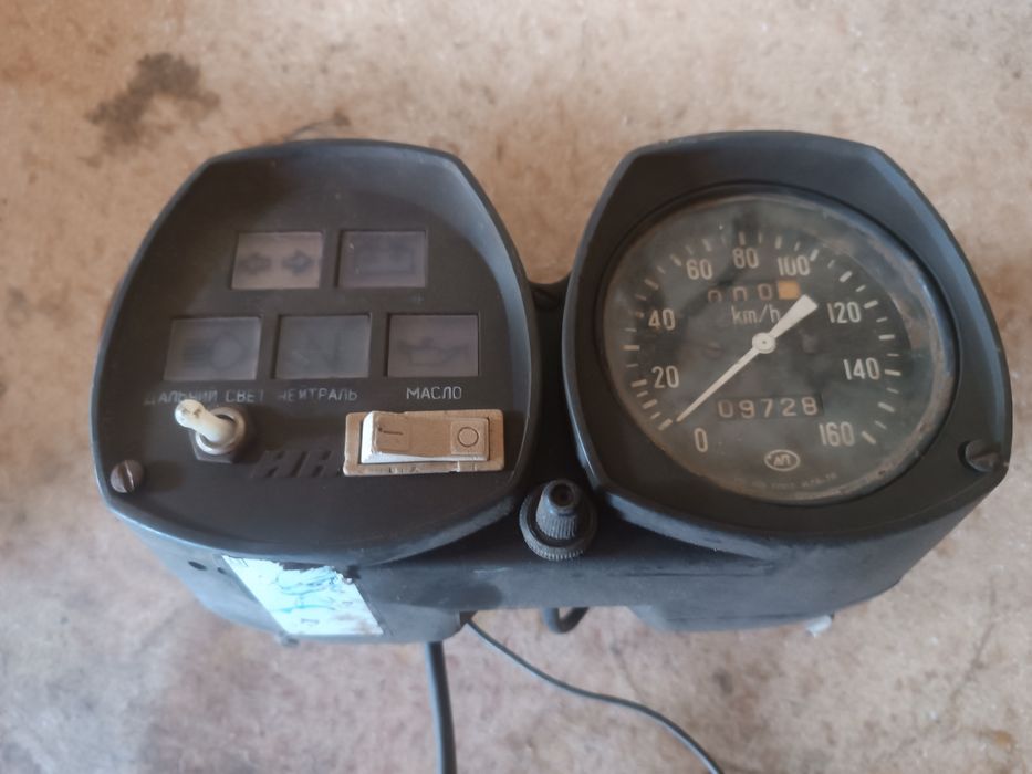 Продам приборні панелі Іж Юпітер 4,5