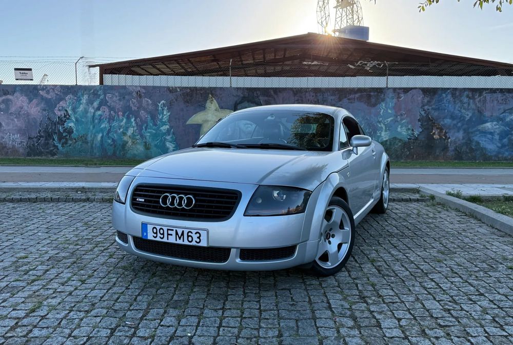 Audi TT Coupé 1.8 T S-line