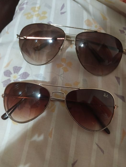 Dois Oculos de sol