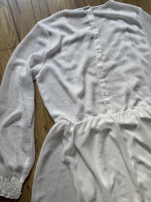 Sukienka biala mgielka L