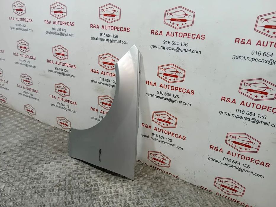 Guarda Lamas Frente Frontal Esquerdo Mercedes Class CW204 Original