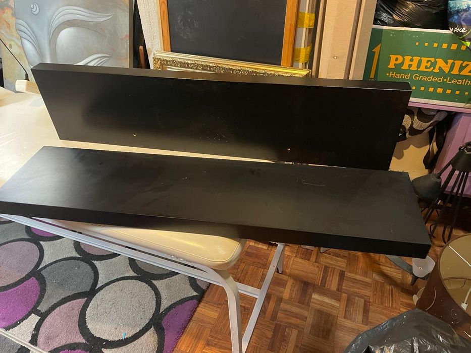 Parteleiras pretas ikea