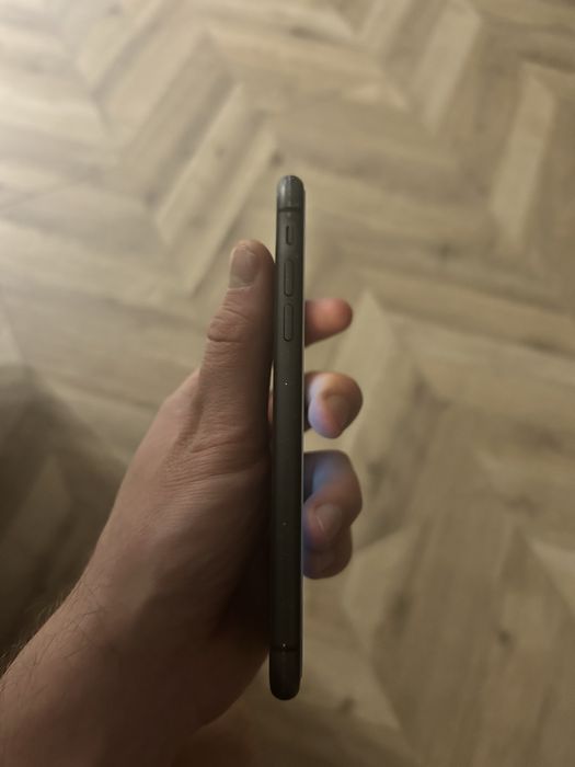 Iphone 11 256gb 72% baterii