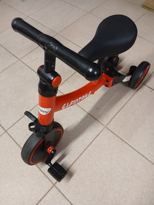 Triciclo Besrey Evolutivo 1-4 anos