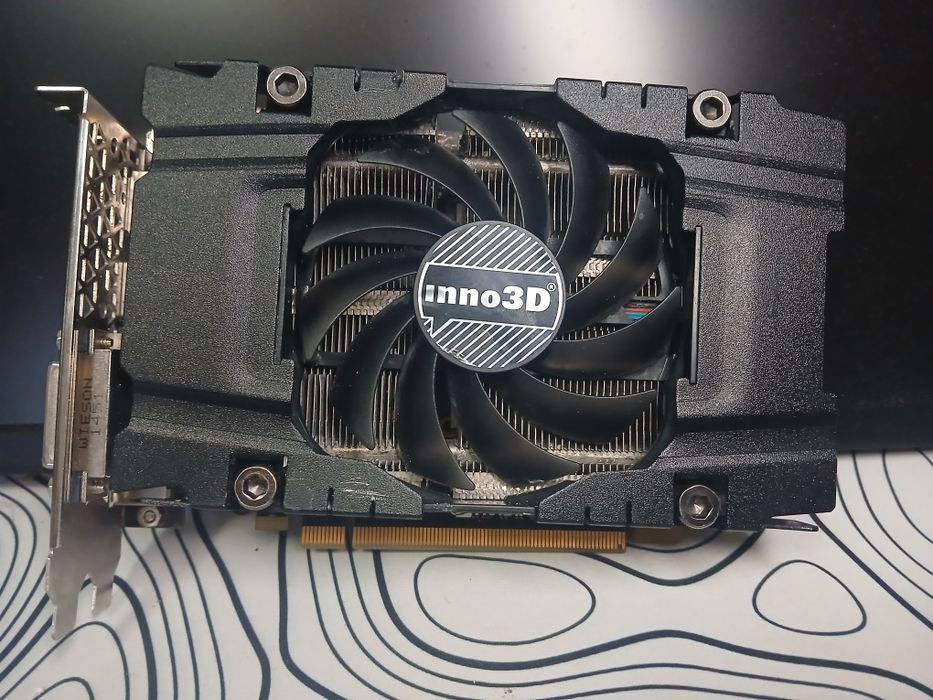 Видеокарта Gtx1060 на 6Gb,Inno3D Compackt