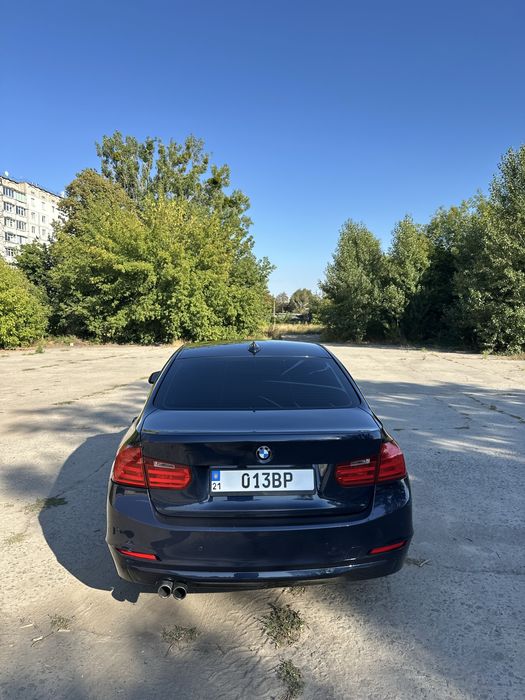 BMW F30 328i Luxury Line