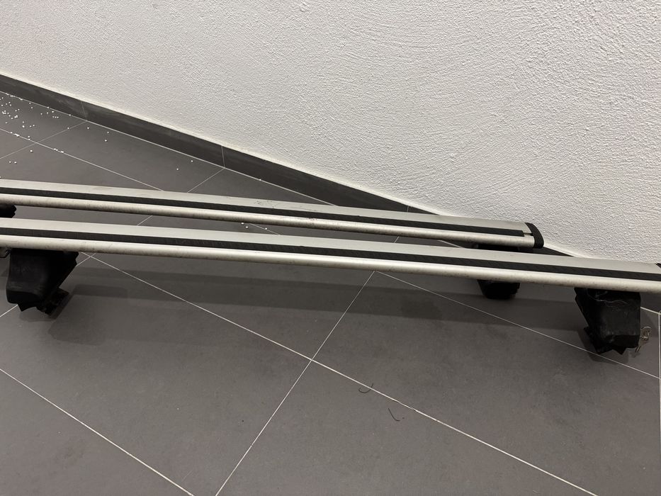 Barras Thule Wingbar + suporte Thule