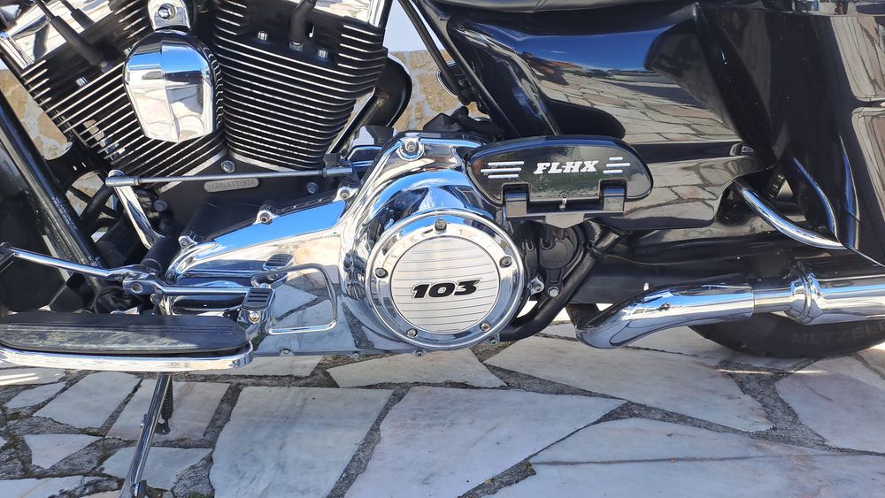 Harley davidson street glide